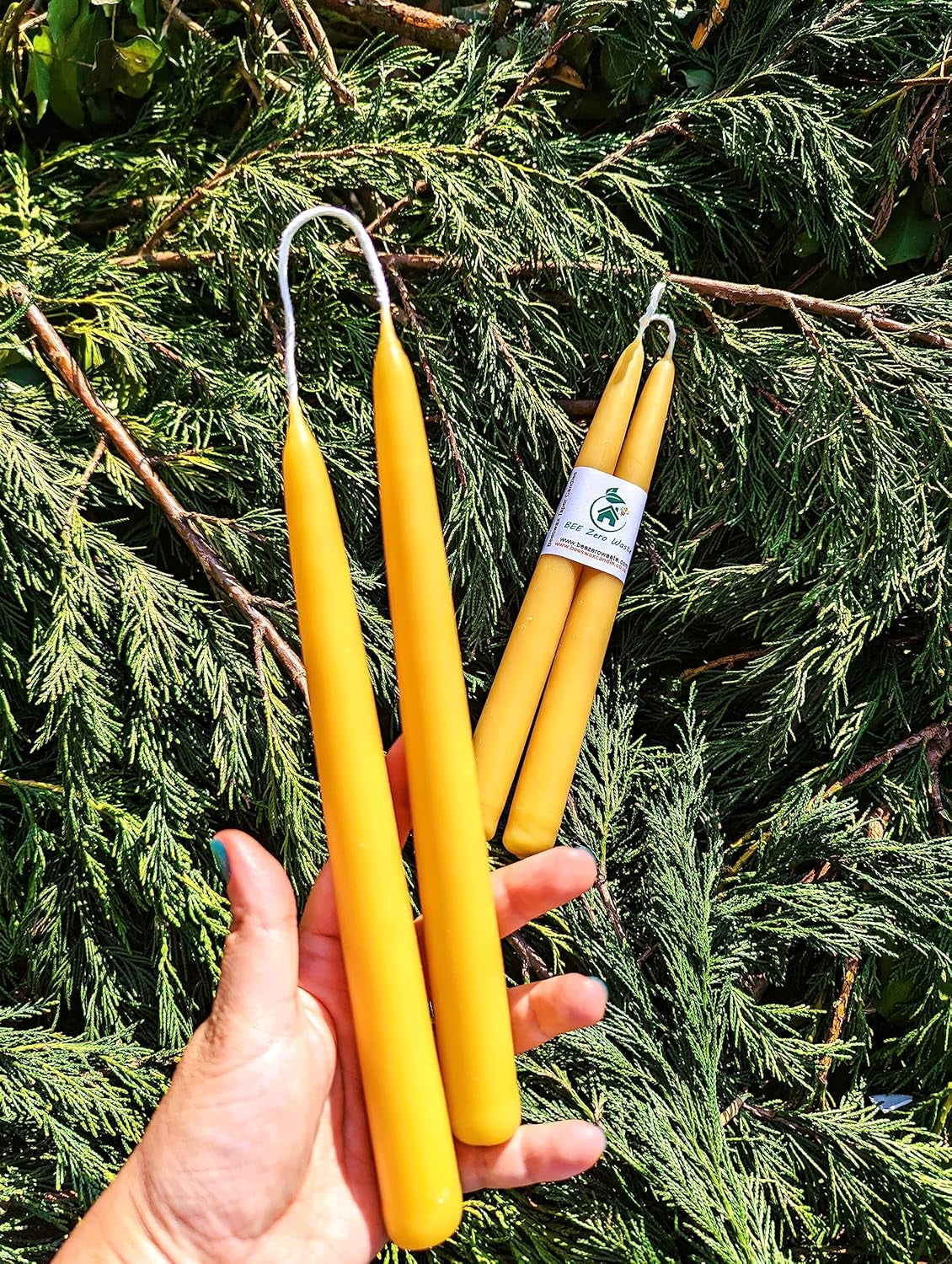 Beeswax Taper Candles 9'' (230 Mm), Bundle of 4 Pairs,Uk Handcrafted, over 10.5 Hours of Burn Time Each, Air-Purifying, and Dripless - Brighten Your Space!