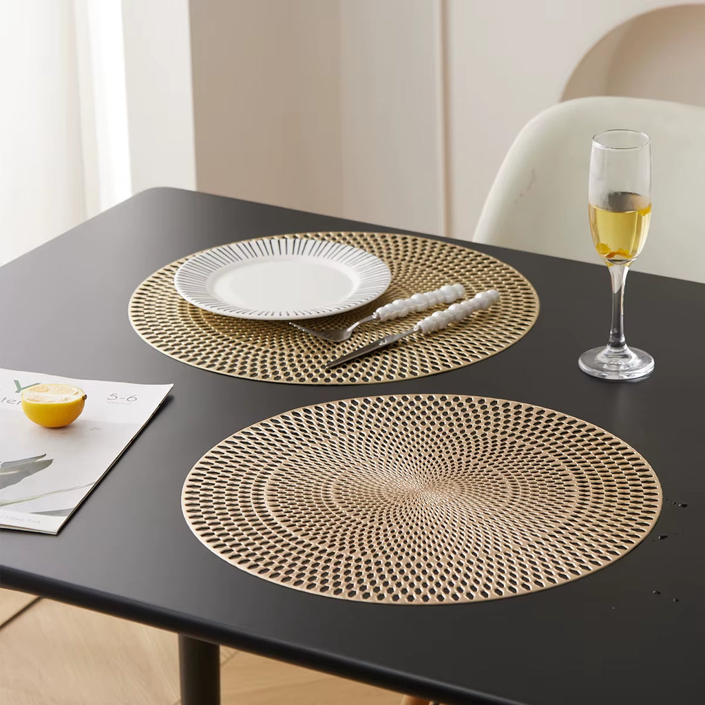 1/6Pcs Hot Sale Table Decor Hollow Out Metallic Gold Charger Plates Mats Vinyl Dinning Table Mats Luxury Placemats Christmas