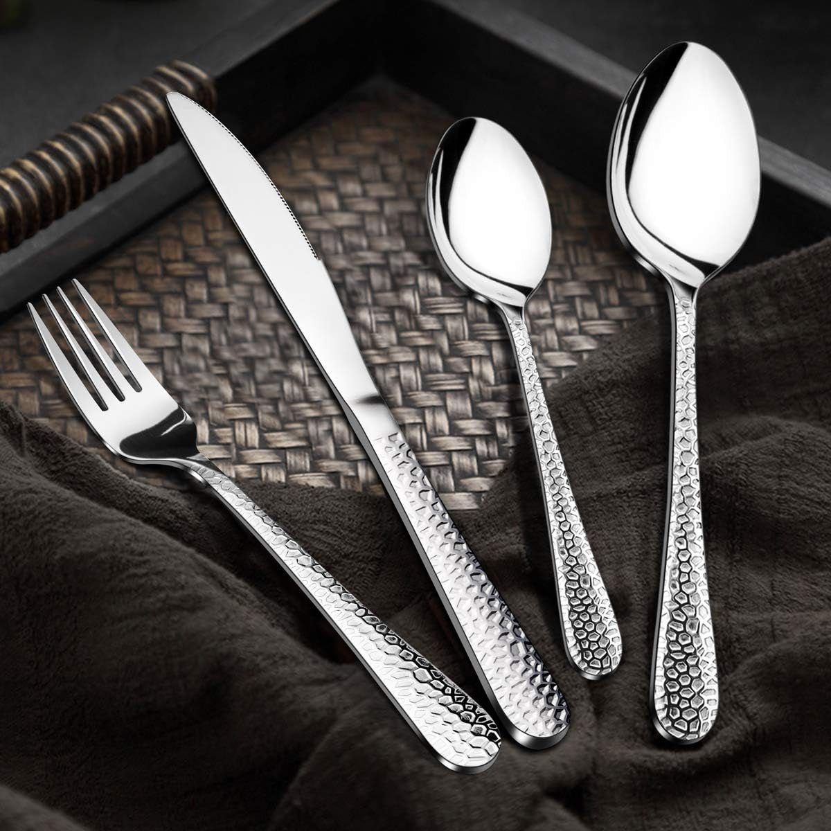 Cutlery Set, 32-Piece Stainless Steel Hammered Flatware Silverware Include Knife/Spoon/Fork, Suitable for Kitchen Party Camping, Mirror Polished, Dishwasher Safe - Service for 8