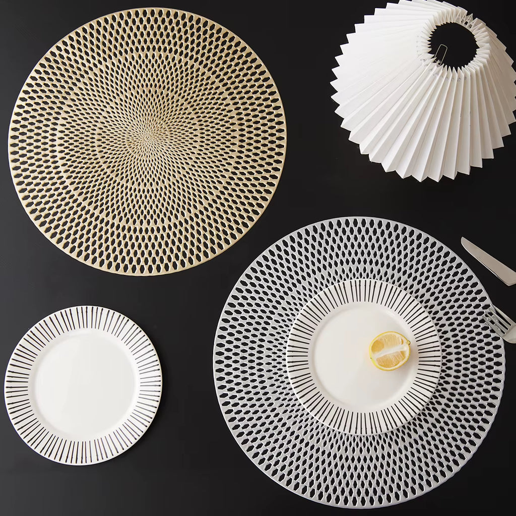 1/6Pcs Hot Sale Table Decor Hollow Out Metallic Gold Charger Plates Mats Vinyl Dinning Table Mats Luxury Placemats Christmas